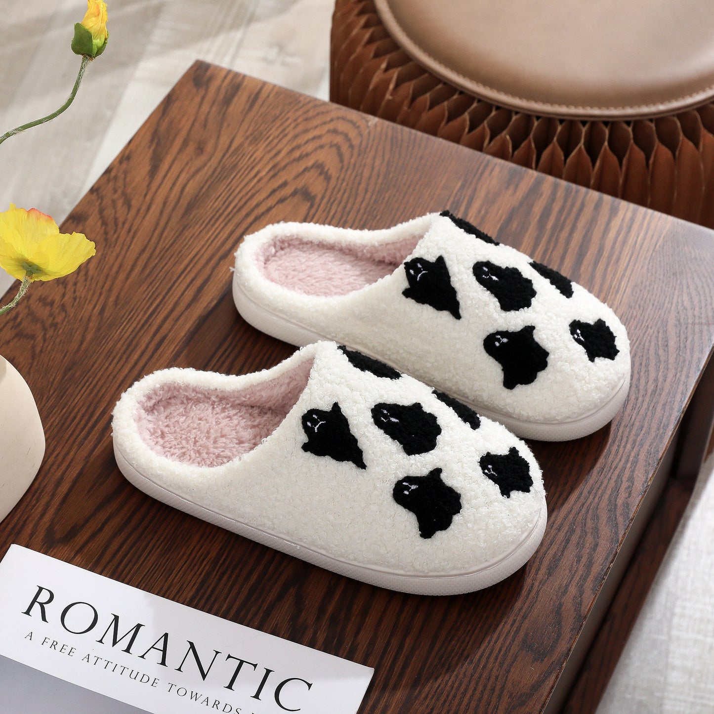 HUMTTO Spooky Halloween Slippers -Cozy Plush Ghost Pumpkin Home Shoes