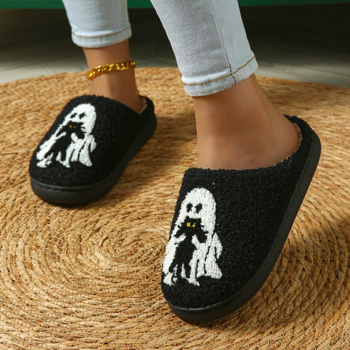 HUMTTO Spooky Halloween Slippers -Cozy Plush Ghost Pumpkin Home Shoes