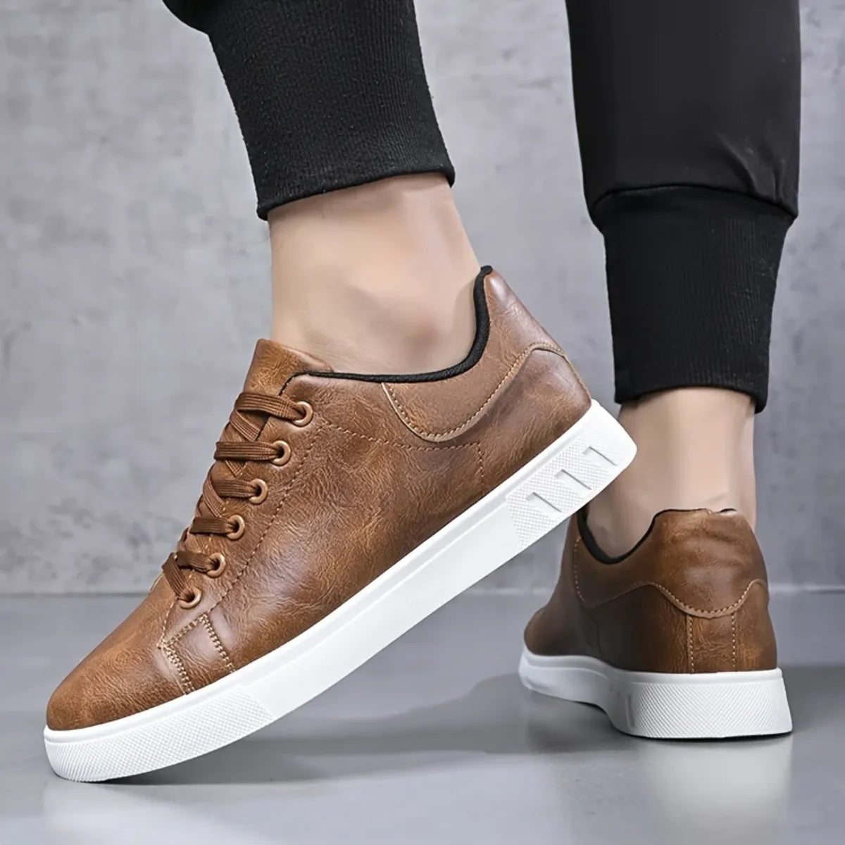Humtto Ergonomic Leather Sneakers for Men with All-Day Support