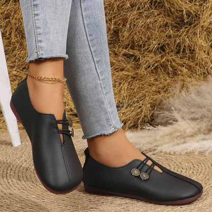 Women's wide fit, cushioned comfort loafers