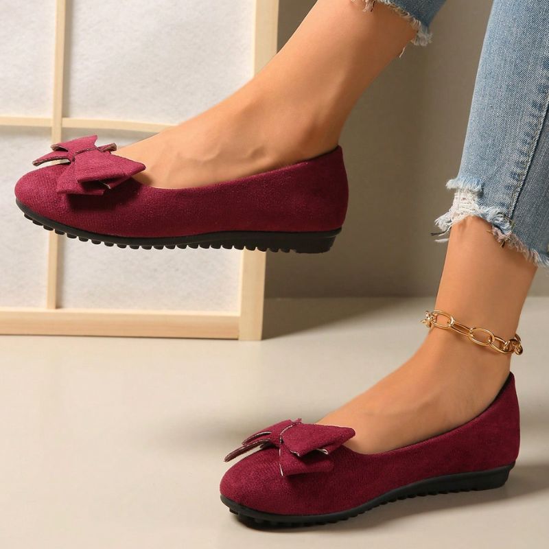Women's wide fit, cushioned comfort ballet flats