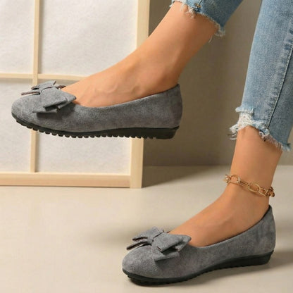 Women's wide fit, cushioned comfort ballet flats