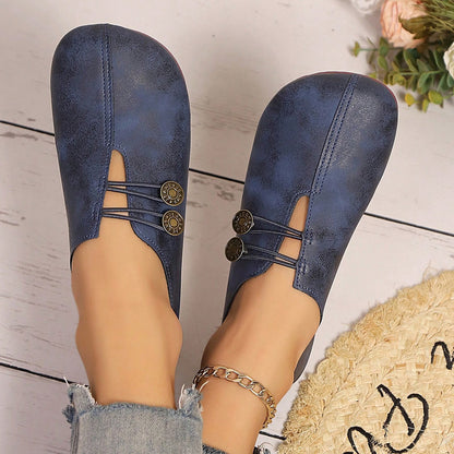 Women's wide fit, cushioned comfort loafers