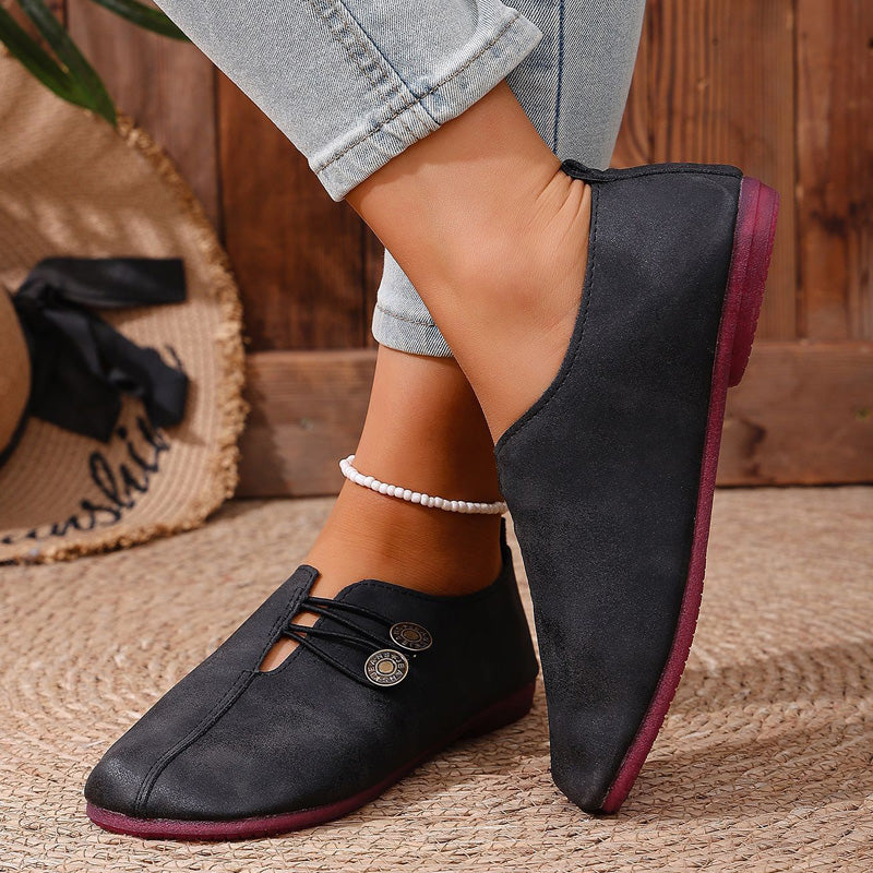 Women's wide fit, cushioned comfort loafers