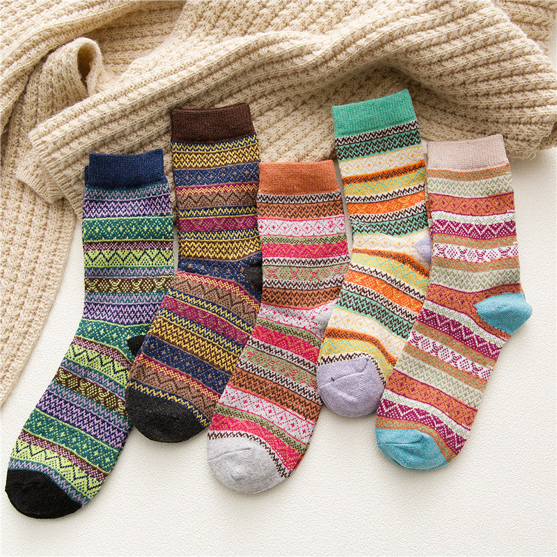 5 Pairs Unisex Nordic Style Knit Socks– Warm, Soft & Wide Fit Comfort