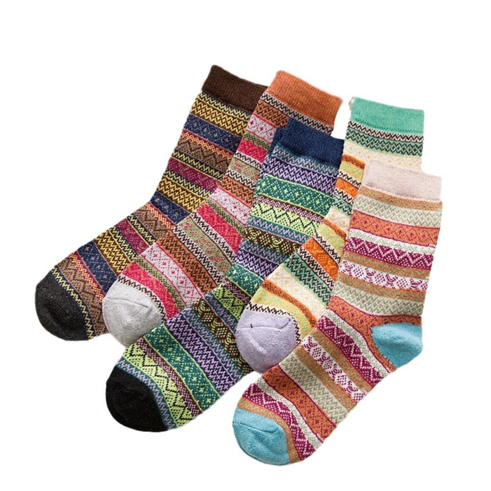 5 Pairs Unisex Nordic Style Knit Socks– Warm, Soft & Wide Fit Comfort