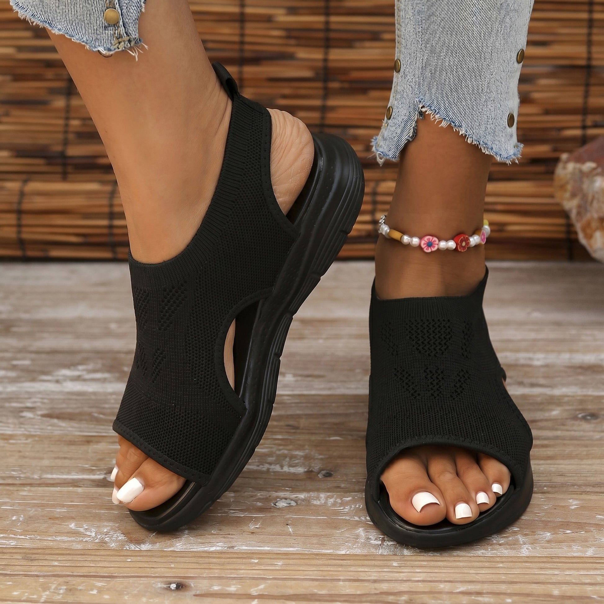 Women's arch support, cushioned comfort, everyday walking walking sandals