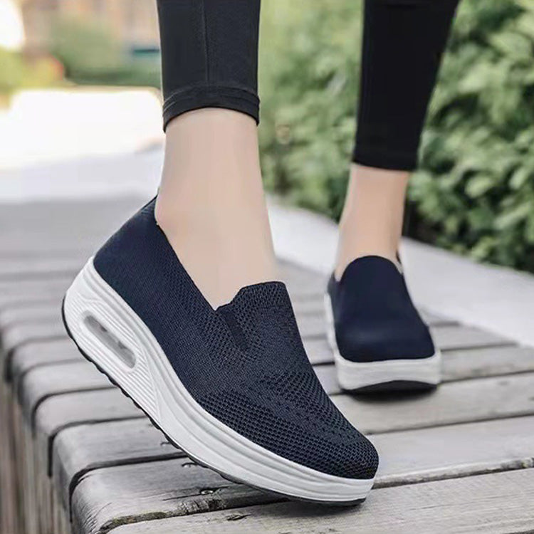 Humtto Women's Wide Platform Loafers: Orthopedic Comfort, Great Value