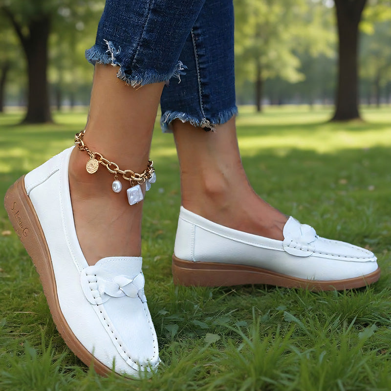 Humtto Women's Orthopedic Slip-Ons: Soft Leather, Great Value