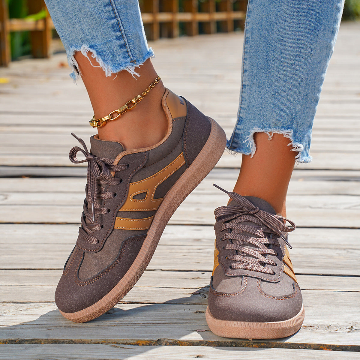 Humtto Women’s Orthopedic Sneakers-Wide Fit Suede Trainers for Comfort