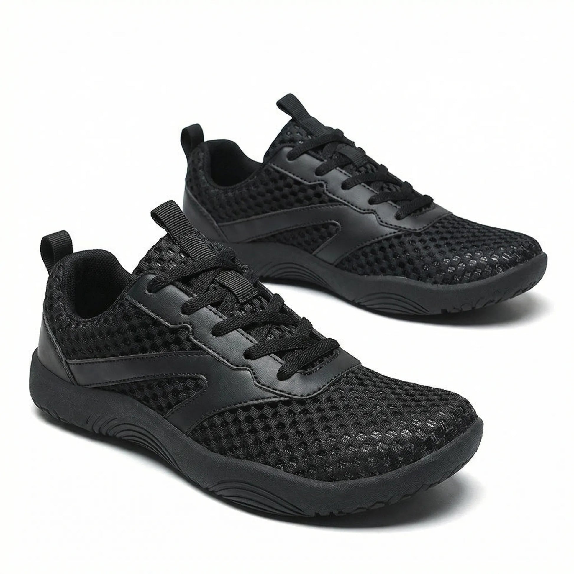 Men's wide fit, breathable upper, lightweight design trainers with everyday walking