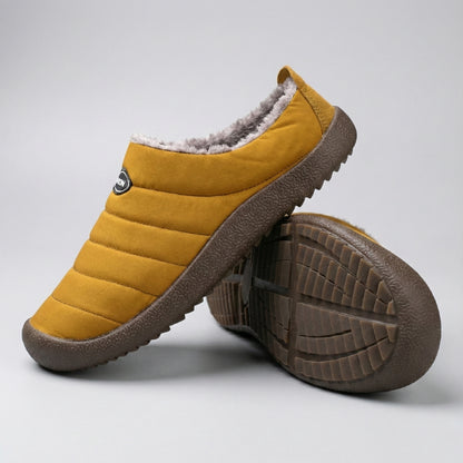 Unisex Warm Winter Clogs | Fleece-Lined Wide Toe Comfort Slippers
