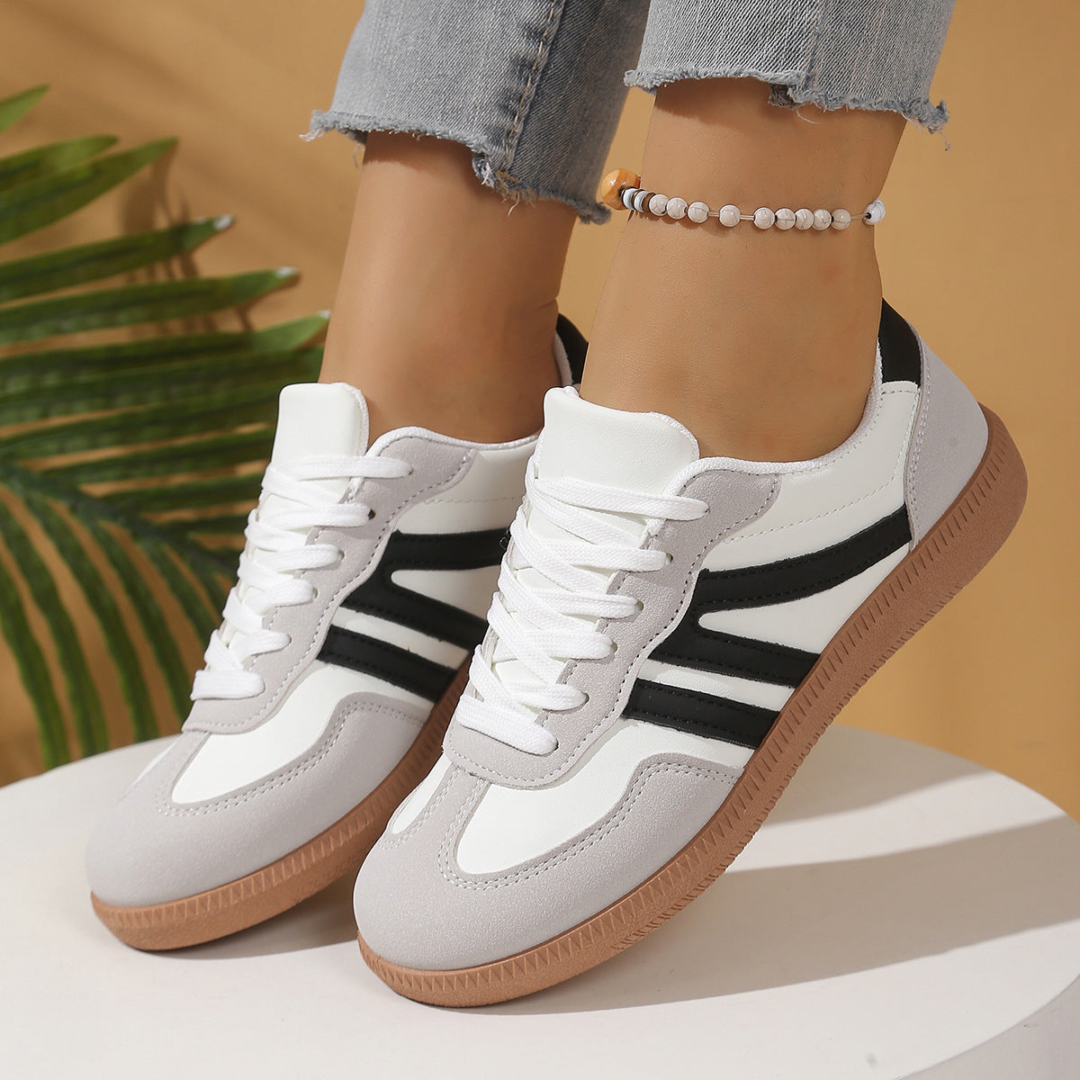 Women's wide fit, arch support, cushioned comfort trainers with suede upper and everyday walking