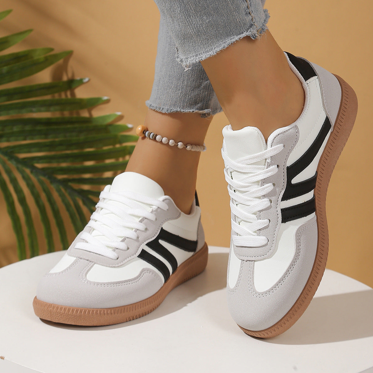 Women's wide fit, arch support, cushioned comfort trainers with suede upper and everyday walking