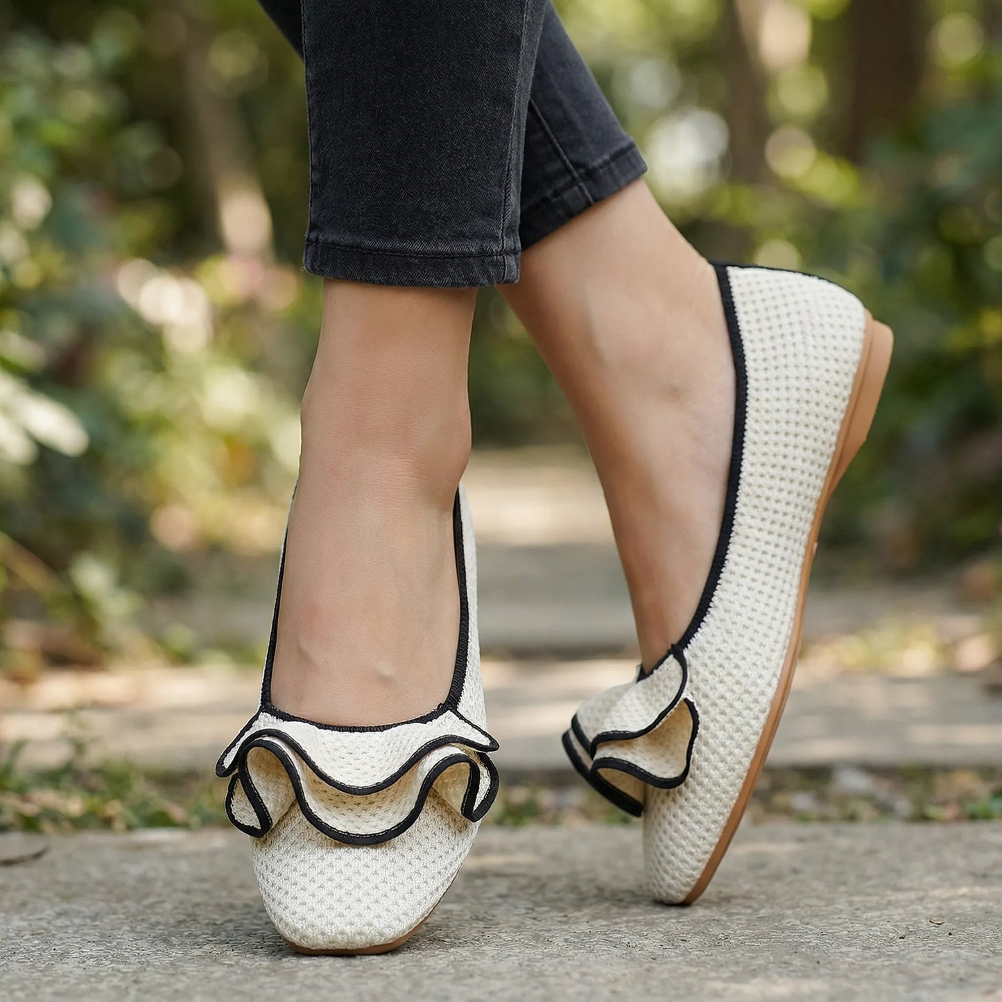 Women's wide fit, arch support, breathable upper comfort shoes with slip on design and everyday walking