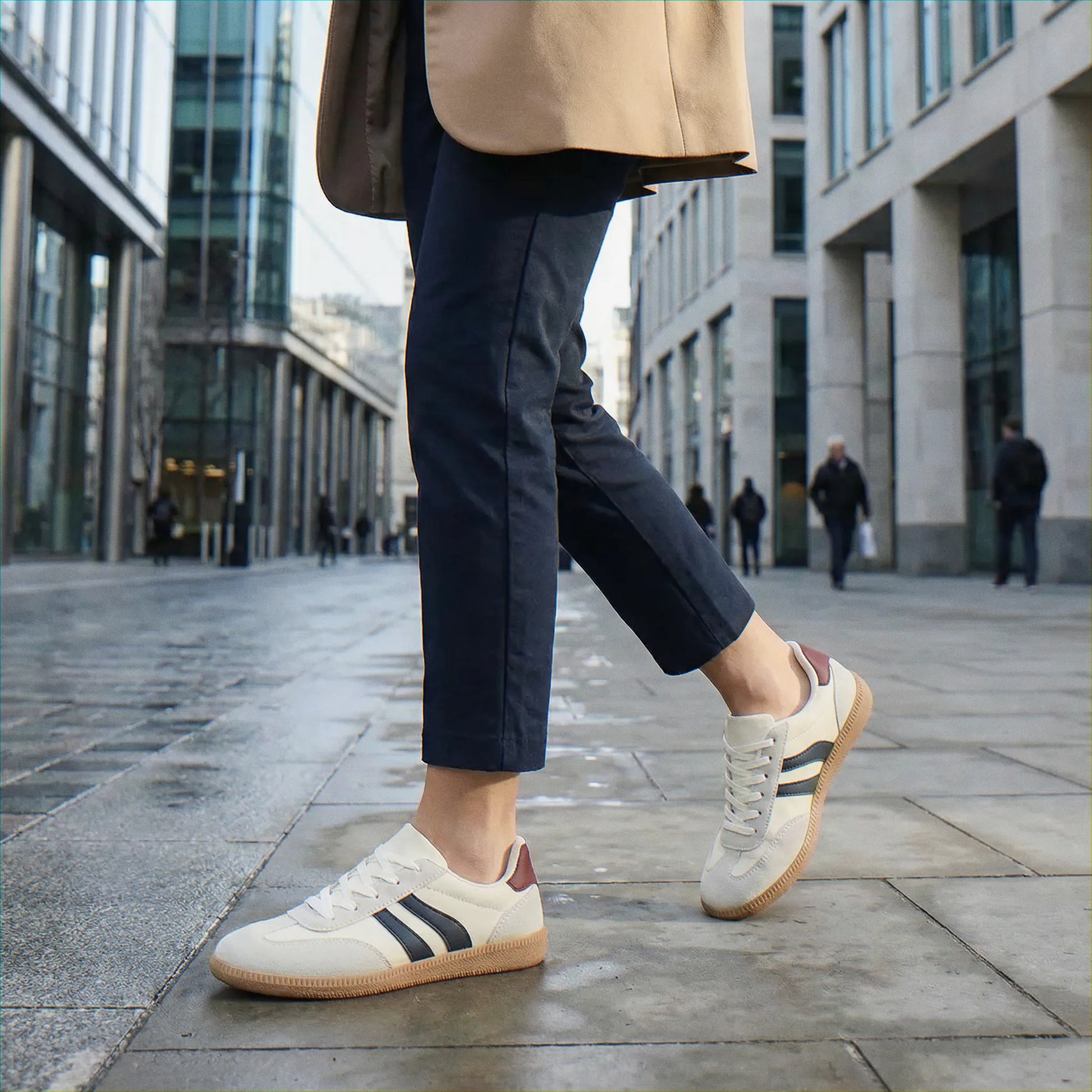 Women's wide fit, arch support, lace up fit trainers with everyday walking