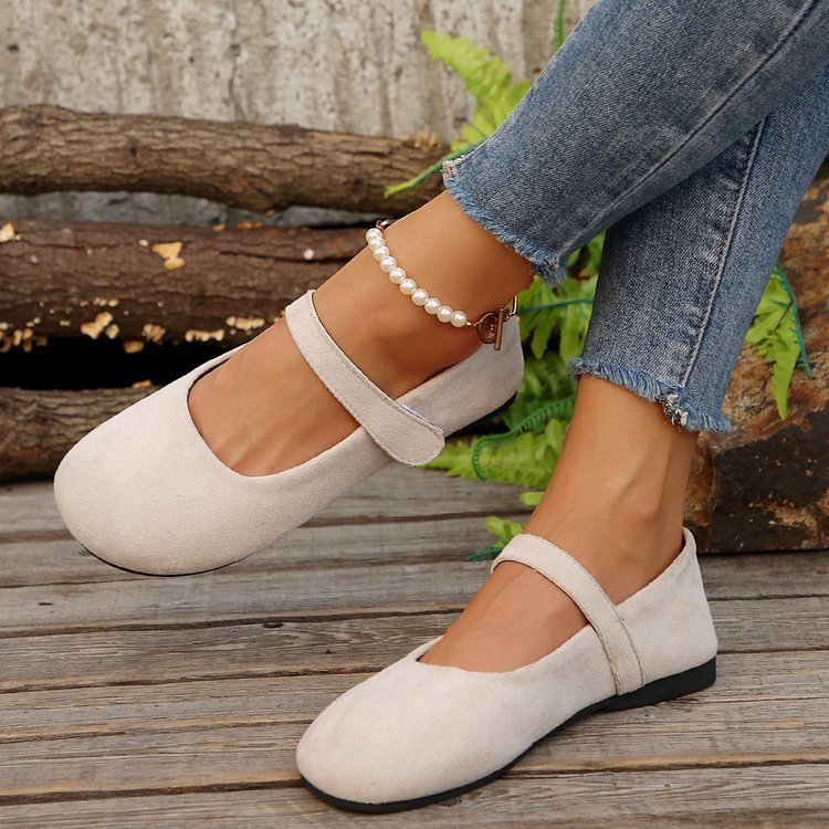 Women's wide fit, cushioned comfort Mary Jane flats