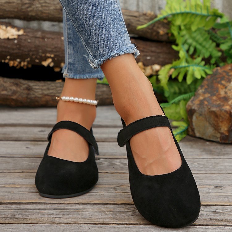 Women's wide fit, cushioned comfort Mary Jane flats