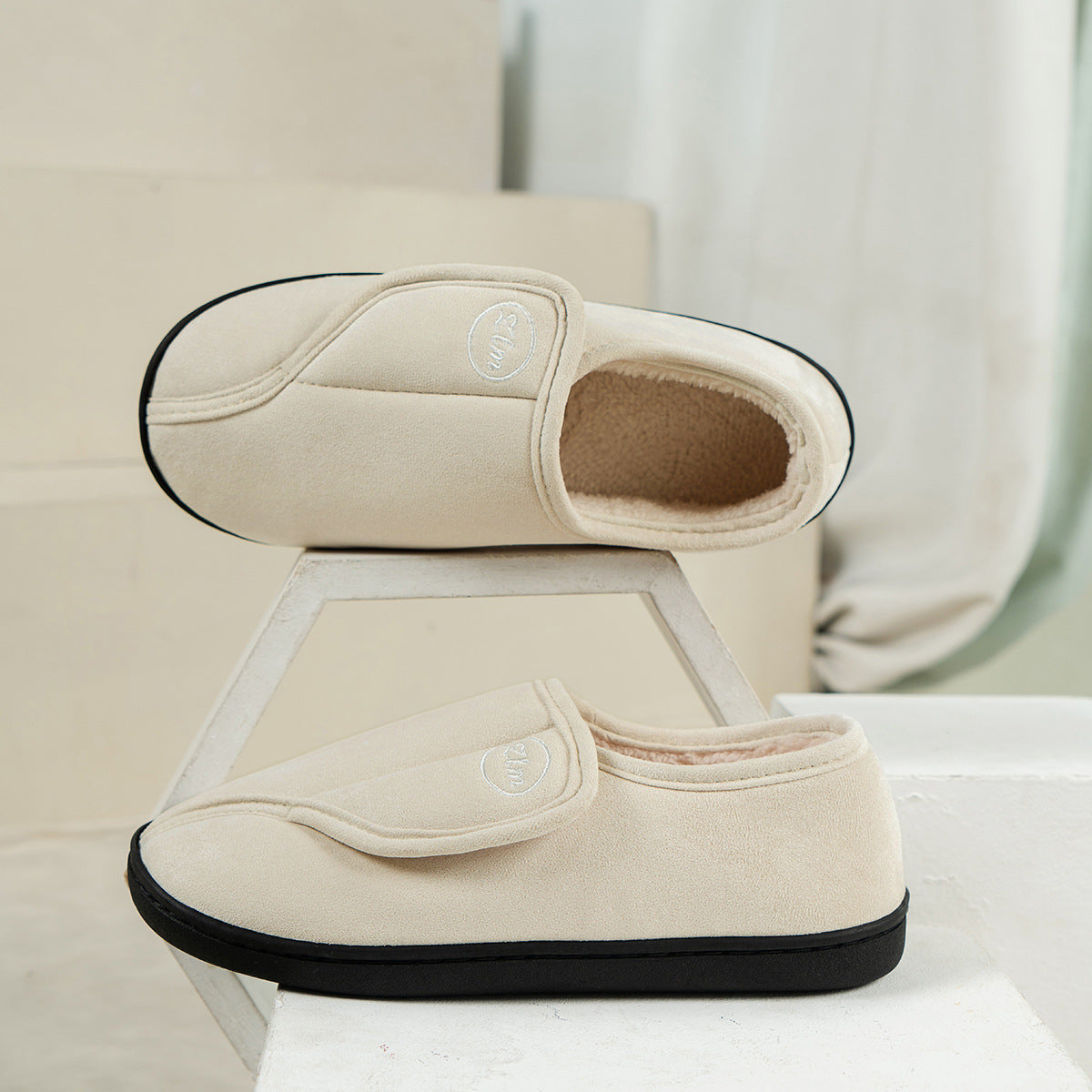 Women's Adjustable Wide Fit Slippers | Non-Slip Cosy Warm Fleece